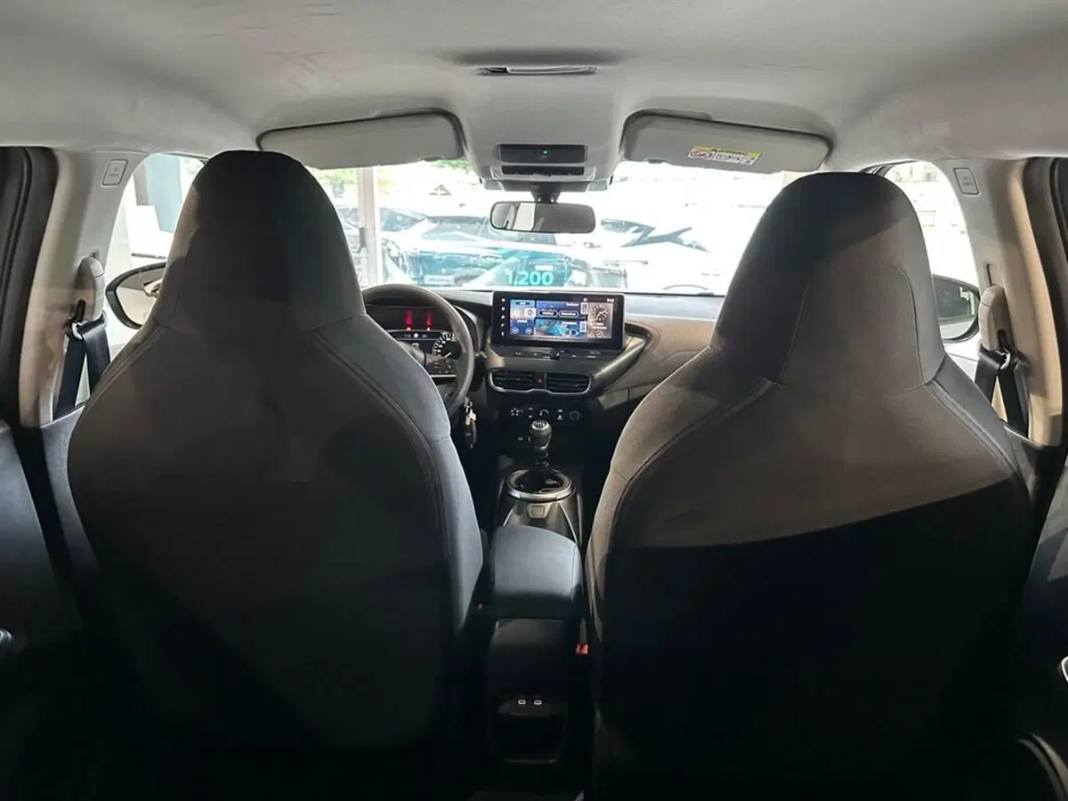 Nissan Juke nuova a Sondrio (15)
