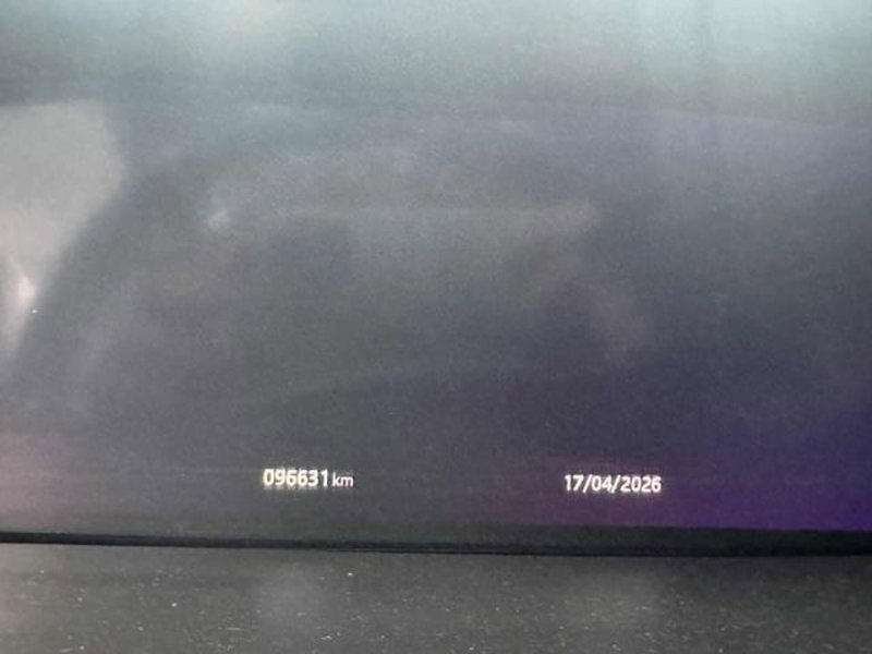 Land Rover Discovery usata a Vercelli (11)