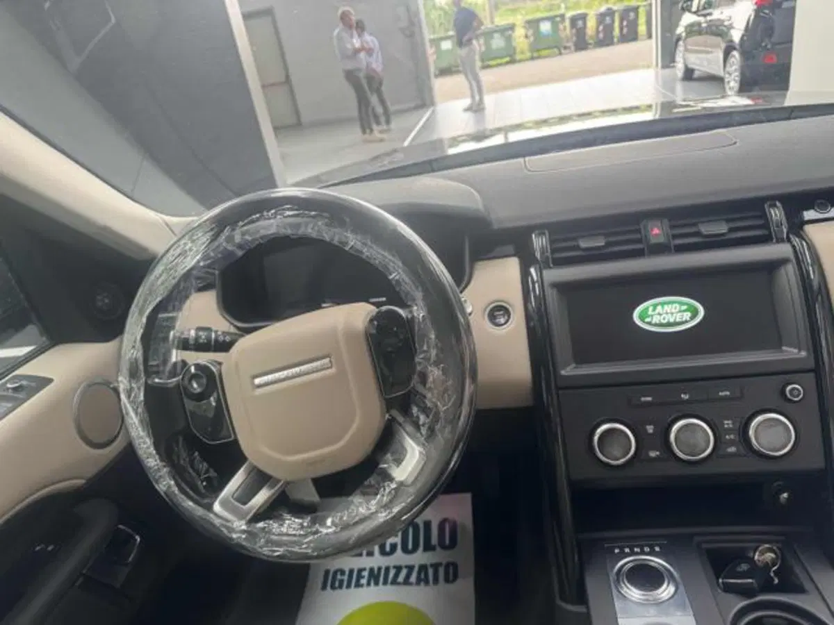 Land Rover Discovery usata a Vercelli (12)