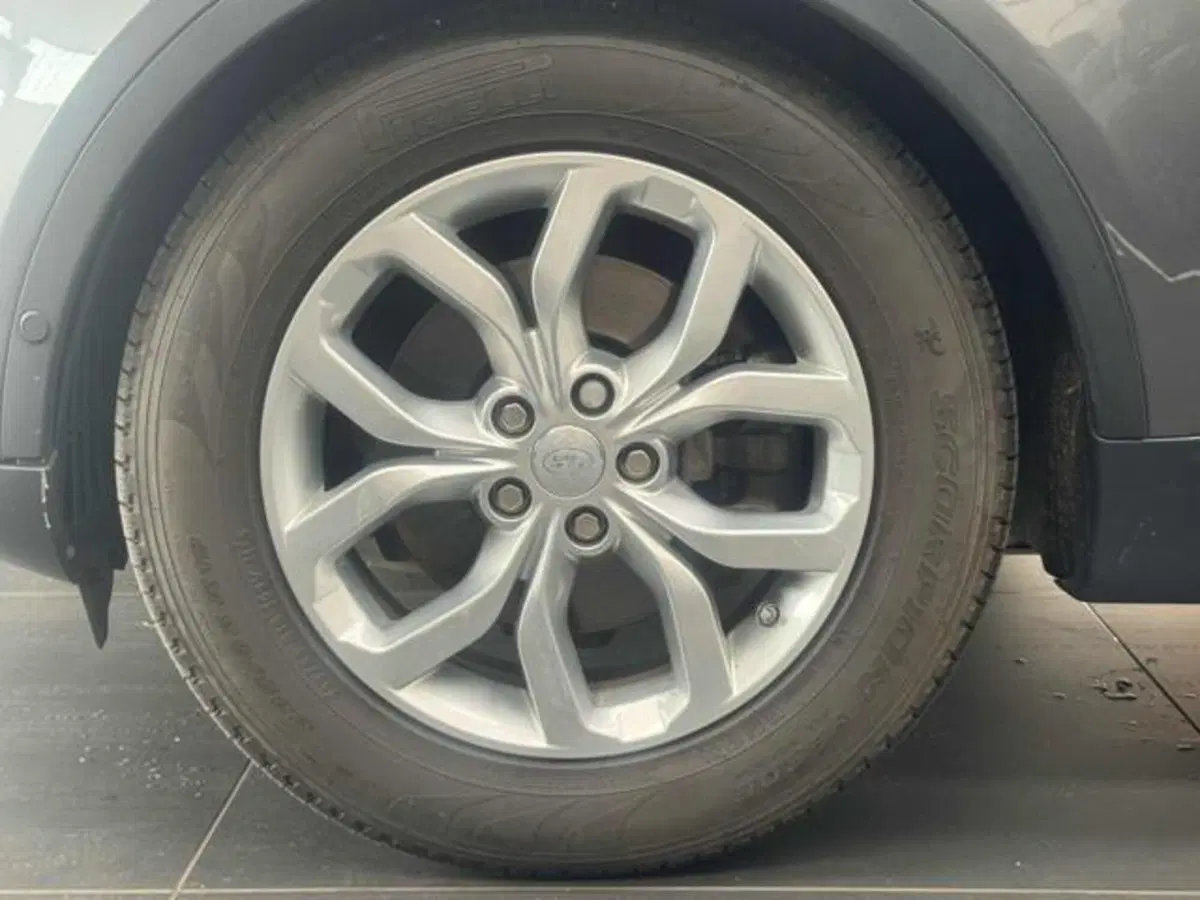 Land Rover Discovery usata a Vercelli (17)