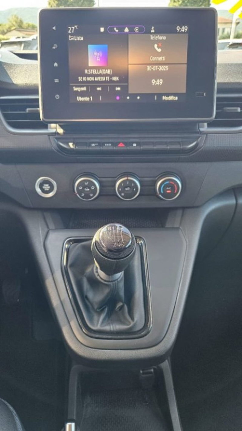 Nissan Townstar usata a Lucca (13)