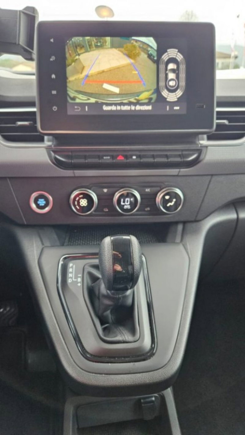 Nissan Townstar usata a Lucca (12)