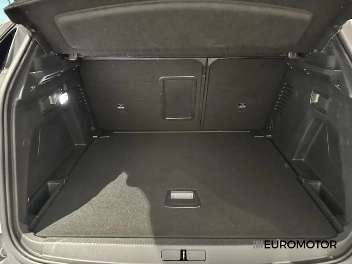 Peugeot 3008 usata a Bari (14)
