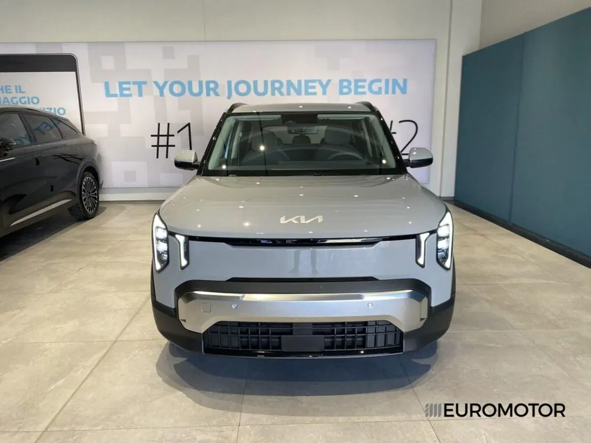 Kia EV2 nuova a Bari (2)