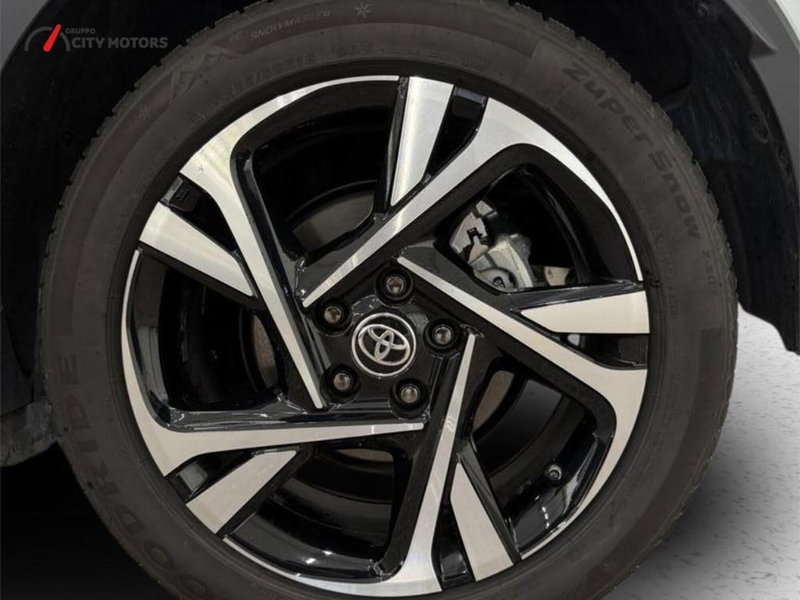 Toyota Toyota C-HR usata a Monza e Brianza (13)