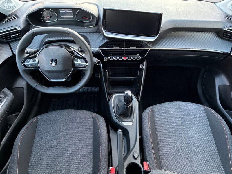 Peugeot 208 nuova a Torino (6)