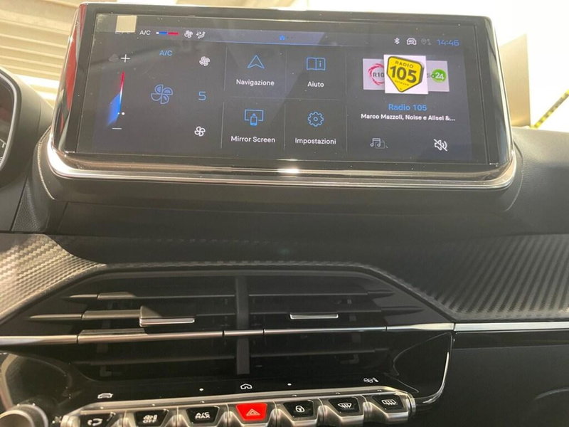 Peugeot 208 nuova a Torino (10)