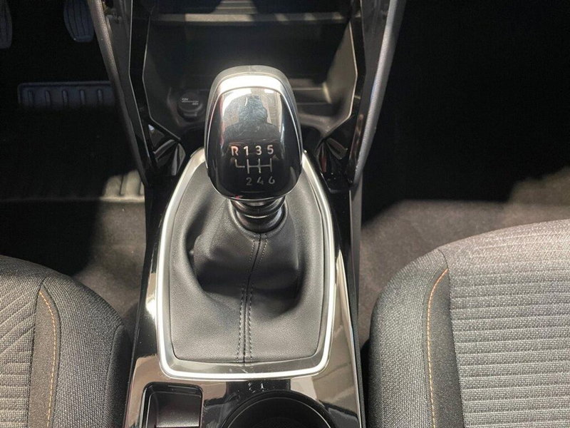 Peugeot 208 nuova a Torino (12)