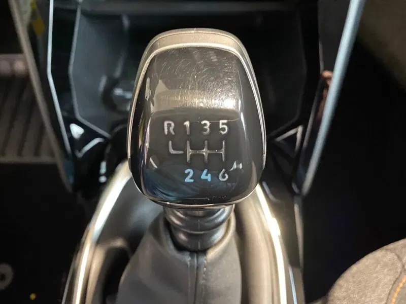Peugeot 208 nuova a Torino (12)