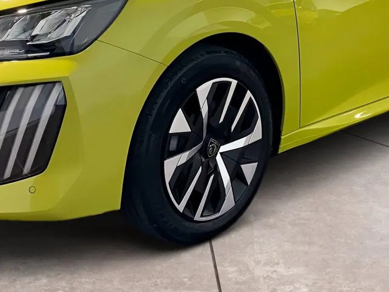 Peugeot 208 nuova a Torino (15)