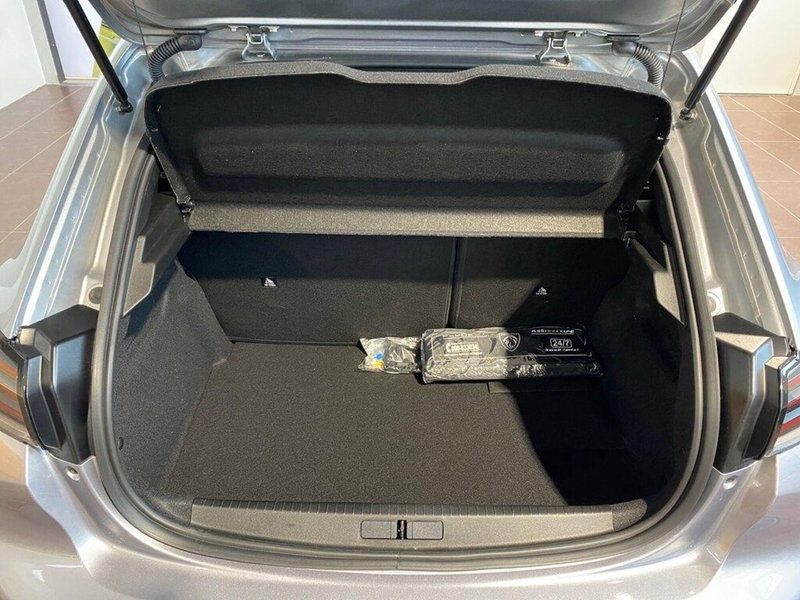 Peugeot 208 nuova a Torino (9)