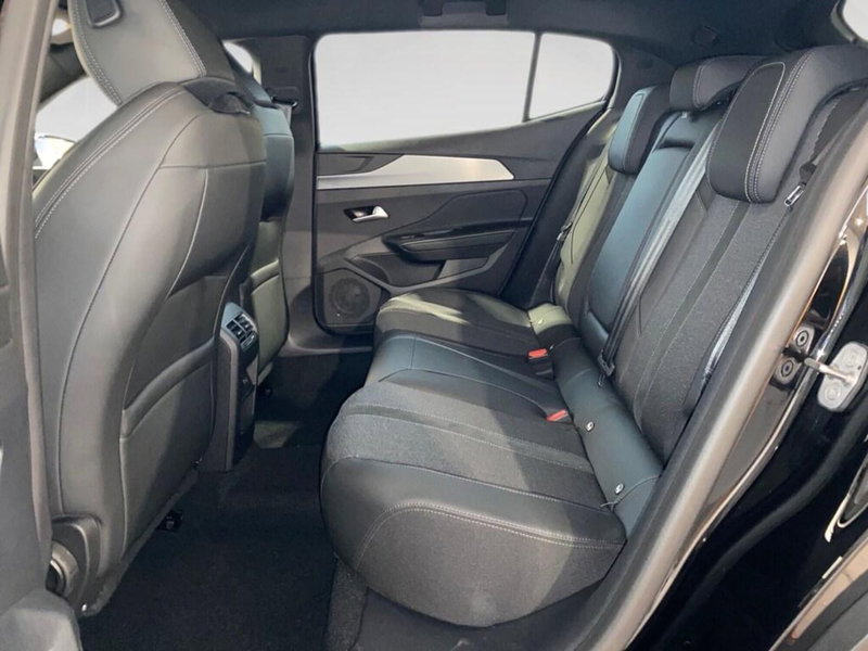 Peugeot 408 nuova a Torino (8)
