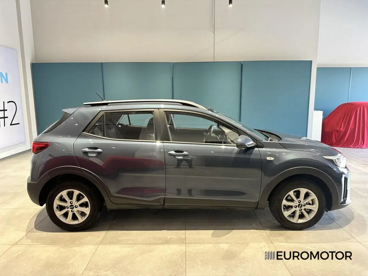 Kia Stonic usata a Bari (4)
