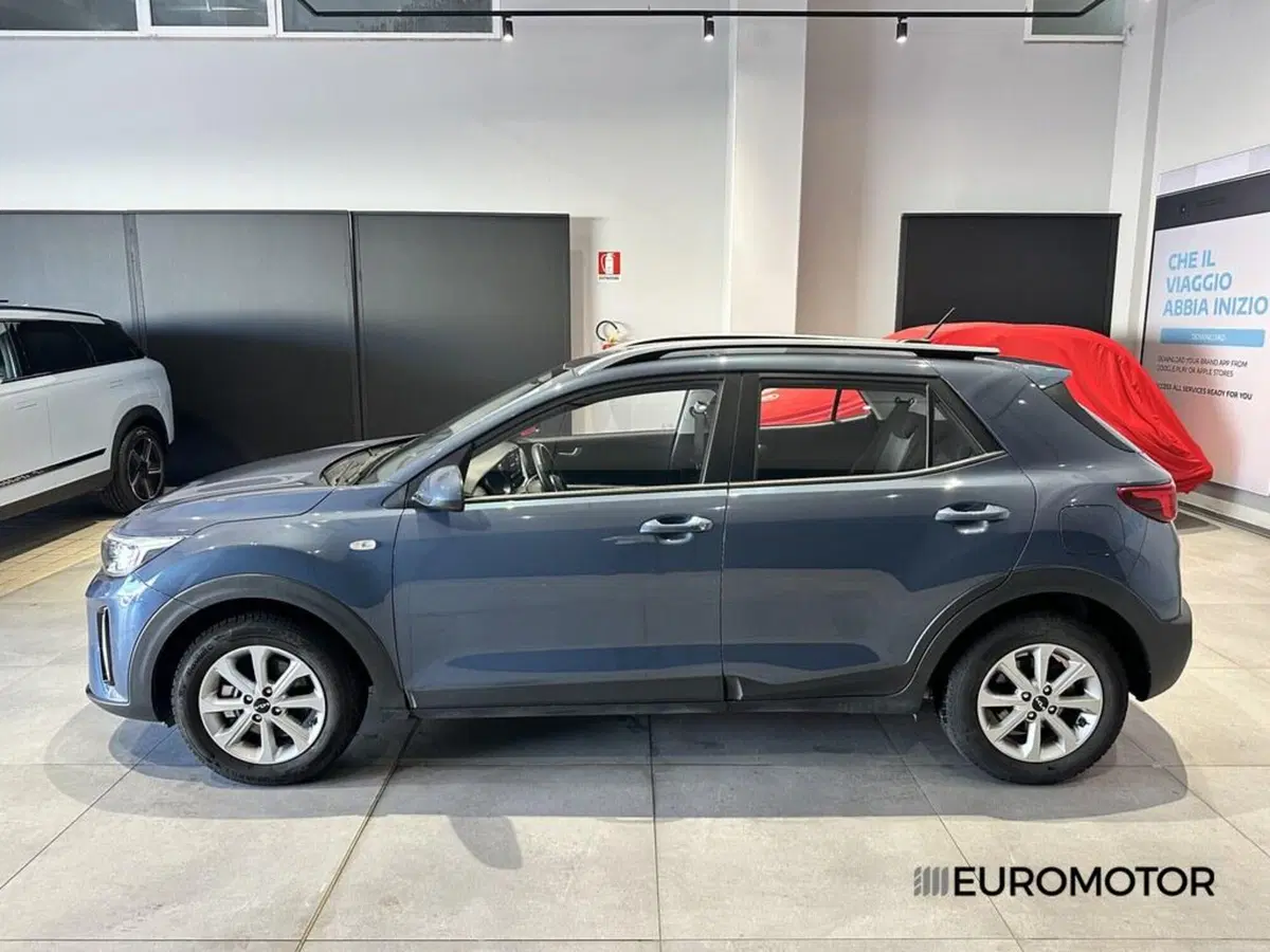Kia Stonic usata a Bari (8)