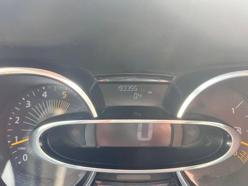 Renault Clio usata a Messina (15)