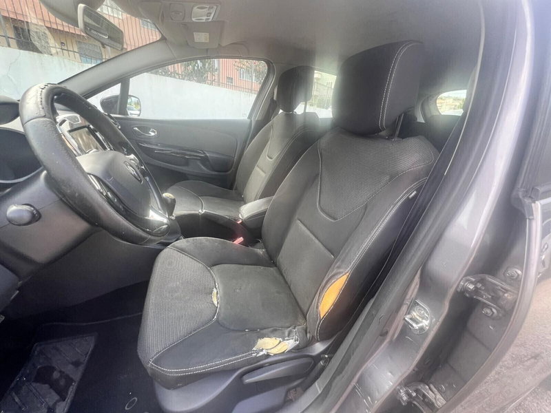 Renault Clio usata a Messina (9)