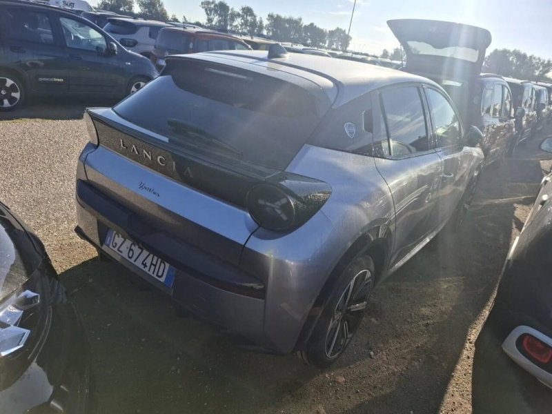 Lancia Ypsilon usata a Perugia (4)