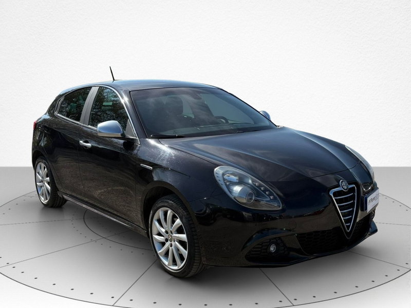 Alfa Romeo Giulietta usata a Macerata (3)