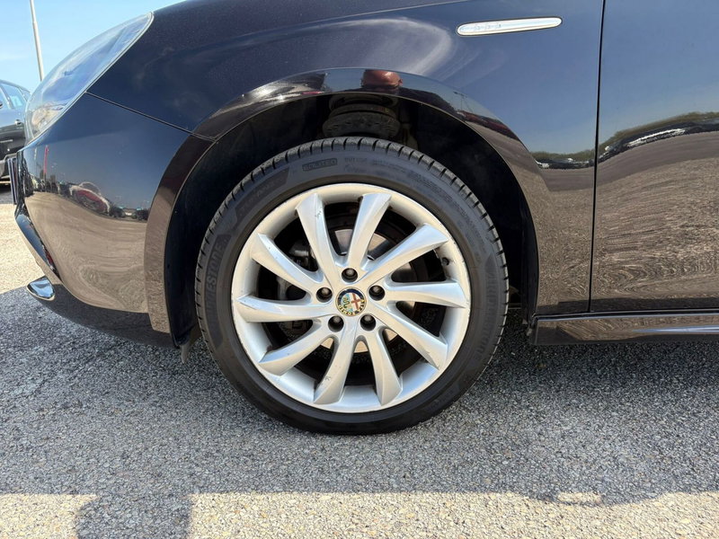 Alfa Romeo Giulietta usata a Macerata (9)