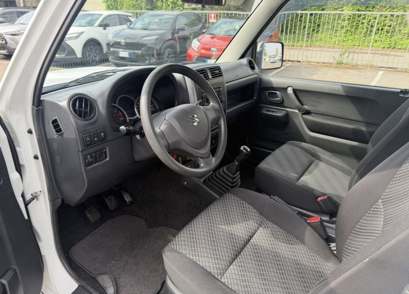 Suzuki Jimny usata a Piacenza (9)