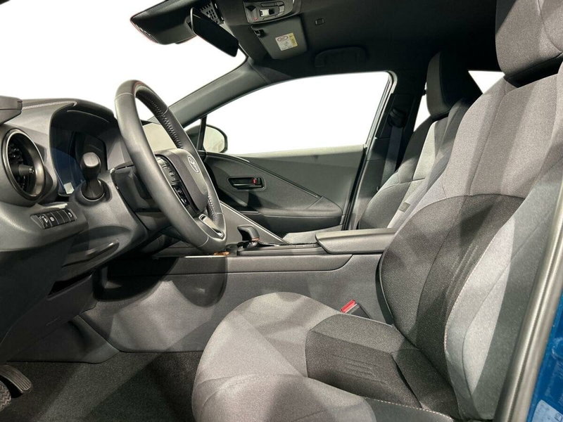 Toyota Toyota C-HR usata a Lecco (10)