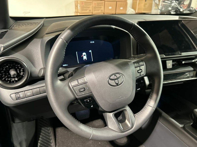 Toyota Toyota C-HR usata a Lecco (14)