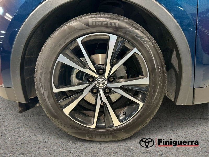 Toyota Toyota C-HR usata a Lecco (7)