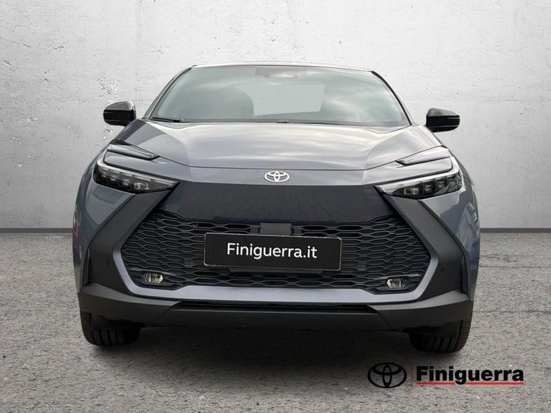 Toyota Toyota C-HR nuova a Lecco (2)