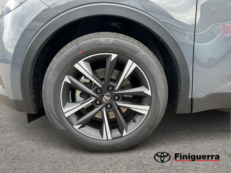 Toyota Toyota C-HR nuova a Lecco (7)