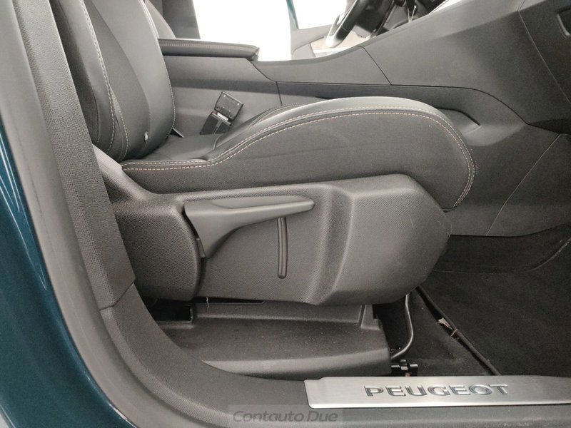 Peugeot 3008 usata a Caserta (15)