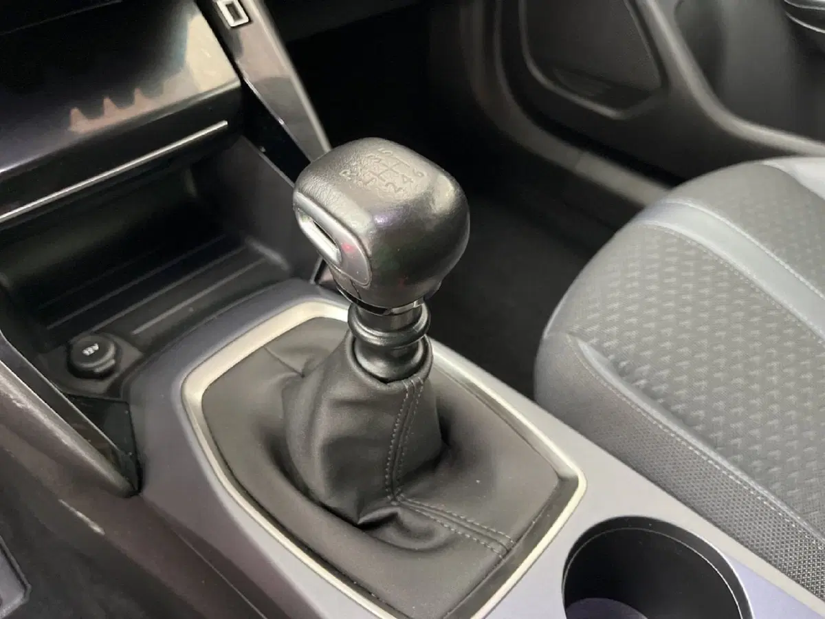 Peugeot 2008 usata a Torino (11)