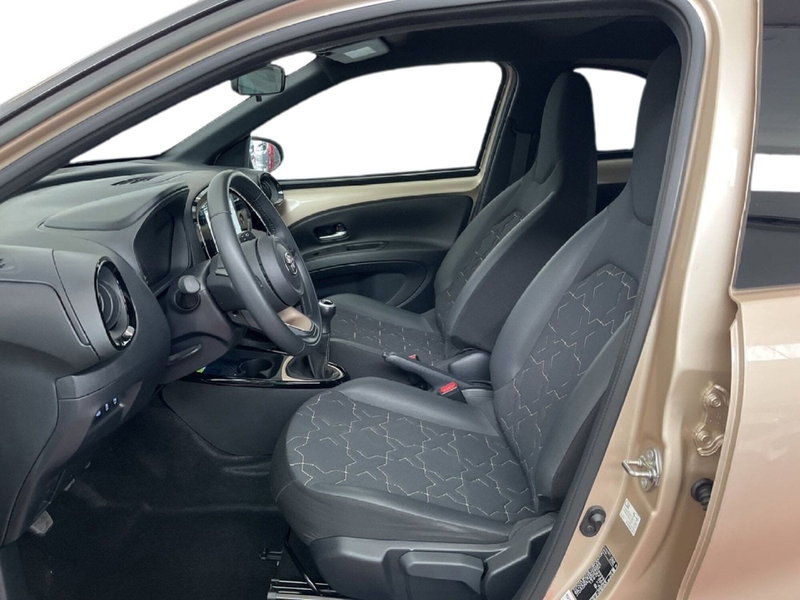 Toyota Aygo X usata a Torino (9)