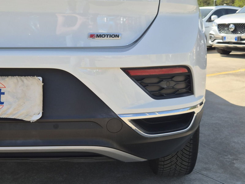 Volkswagen T-Roc usata  (19)