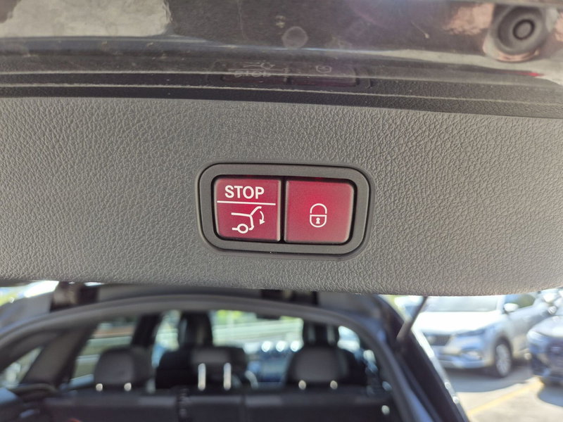 Mercedes-Benz GLC SUV usata  (16)