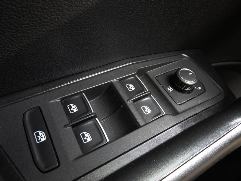 Volkswagen T-Roc usata a Padova (13)