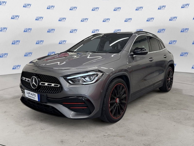 Mercedes-Benz GLA SUV usata a Pistoia