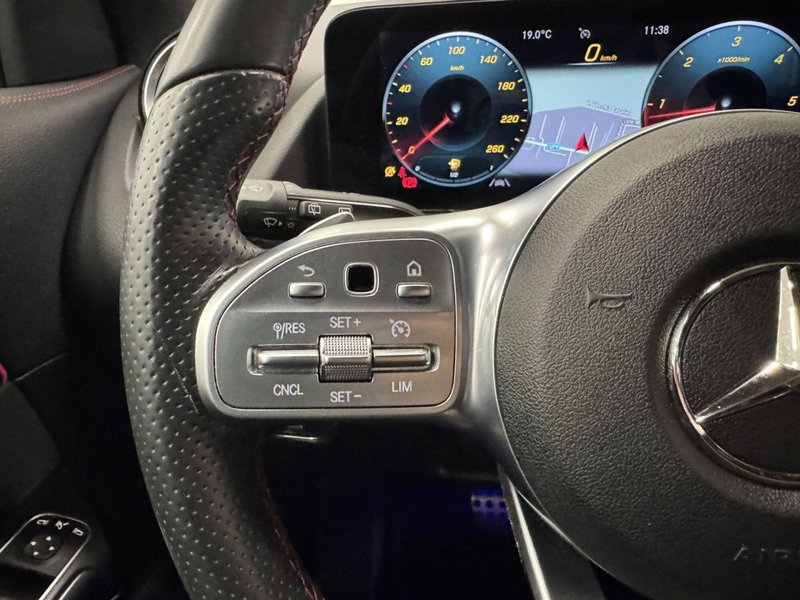 Mercedes-Benz GLA SUV usata a Pistoia (13)