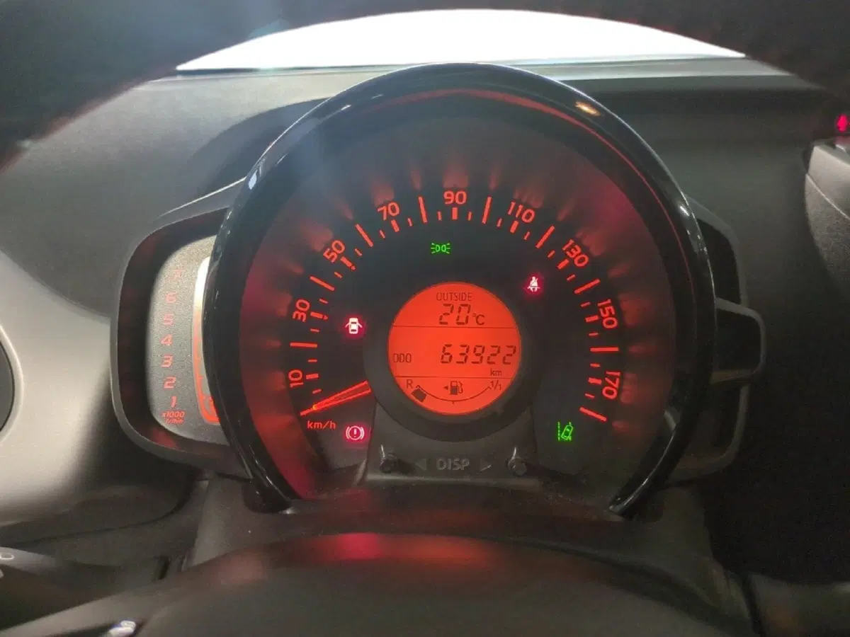 Toyota Aygo usata a Milano (13)
