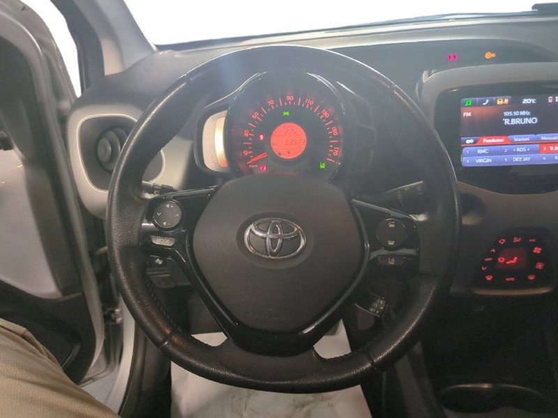 Toyota Aygo usata a Milano (14)