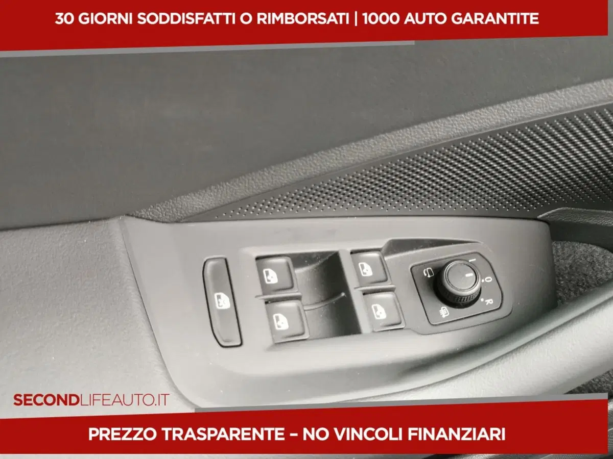 Volkswagen Passat nuova a Chieti (14)