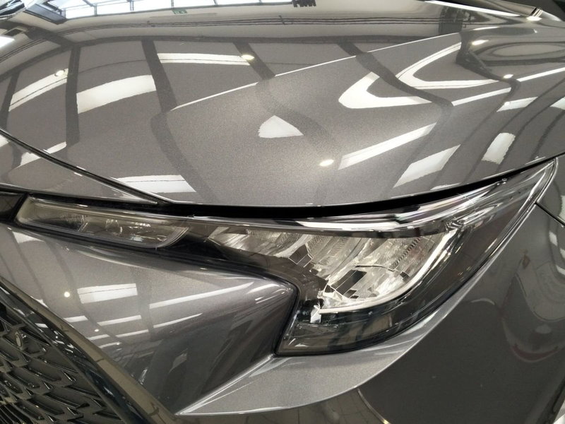Toyota Corolla Touring Sports nuova a Roma (13)