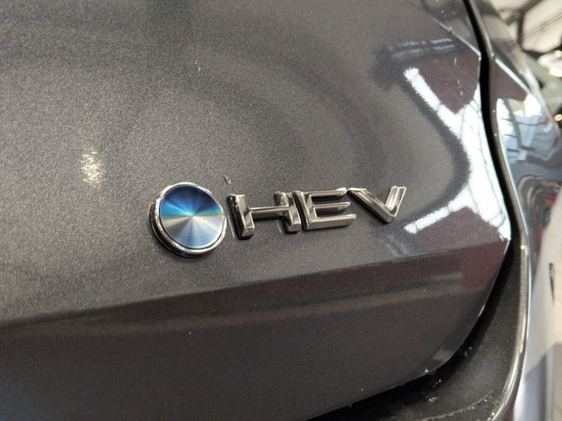 Toyota Corolla Touring Sports nuova a Roma (16)