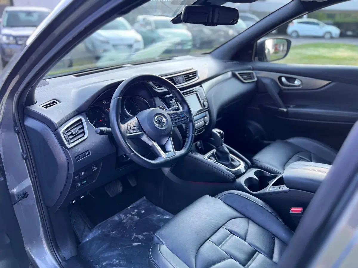 Nissan Qashqai usata a La Spezia (11)