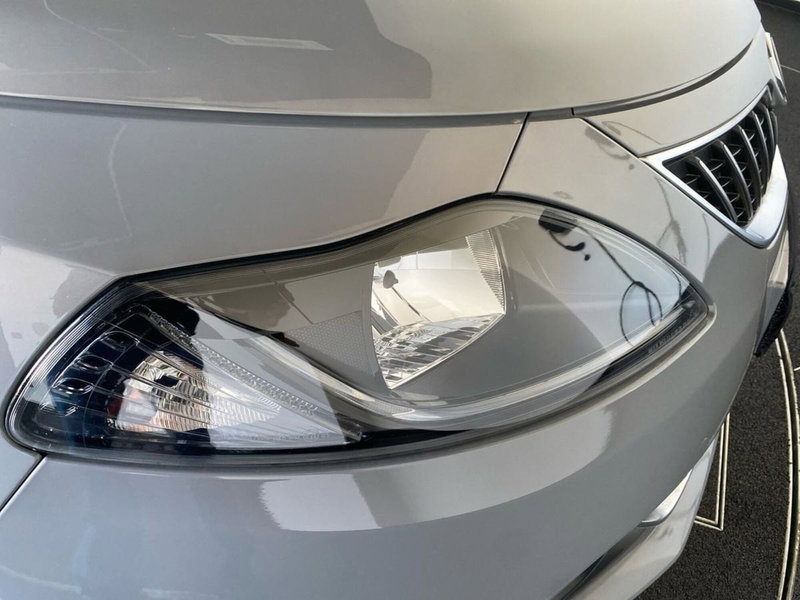 Lancia Ypsilon usata a Bergamo (7)