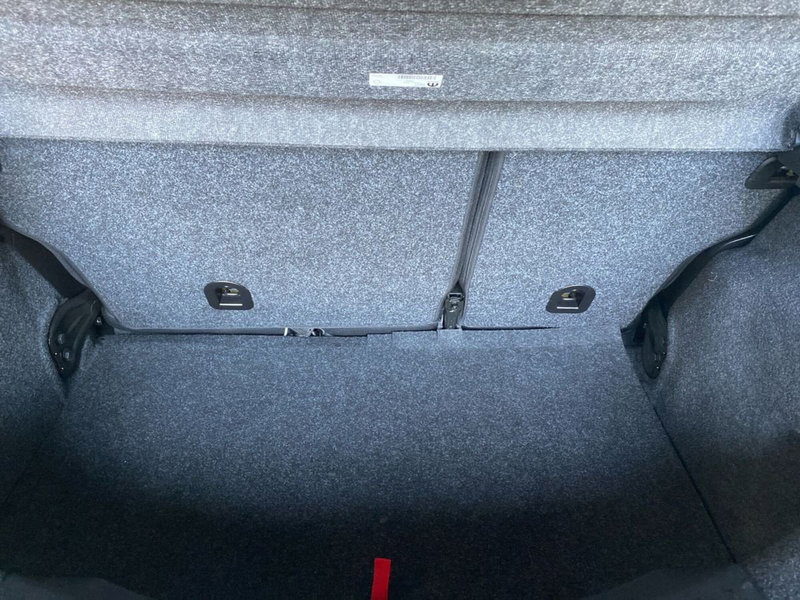 Lancia Ypsilon usata a Bergamo (8)