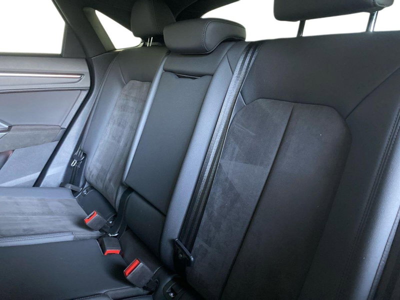 Audi RS Q3 Sportback usata a Bergamo (16)