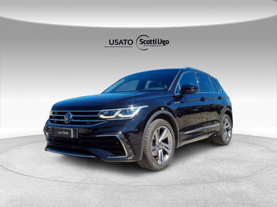 Volkswagen Tiguan 2.0 tdi R-Line 150cv dsg del 2021 usata a Cascina
