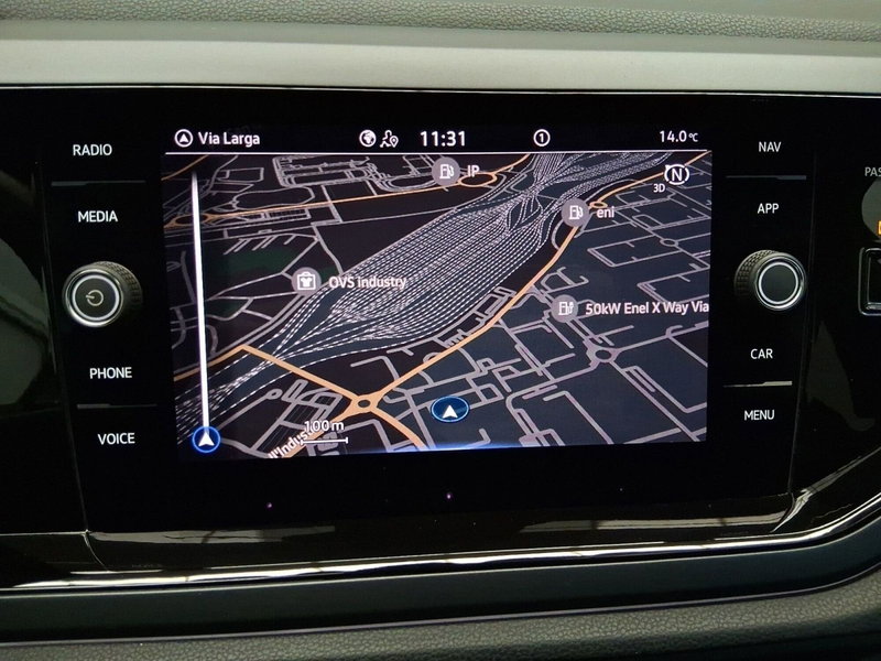 Volkswagen Taigo usata a Bologna (18)