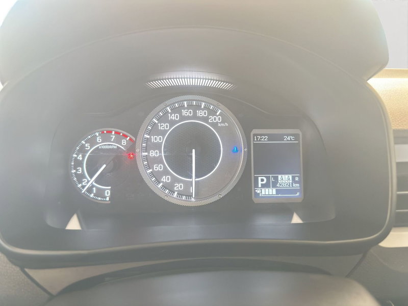 Suzuki Ignis usata a Latina (20)