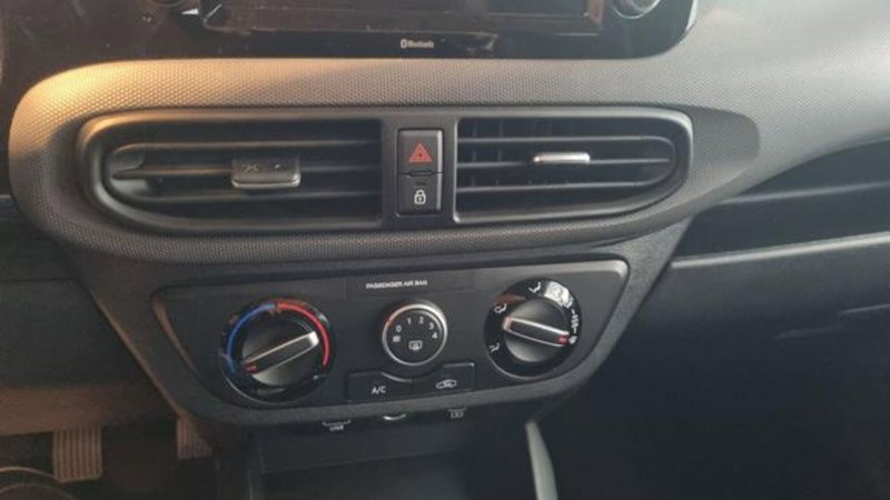 Hyundai i10 nuova a Savona (8)